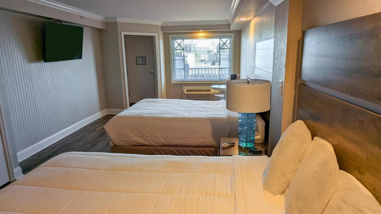 Islander Hotel&Resort Emerald Isle Exterior foto